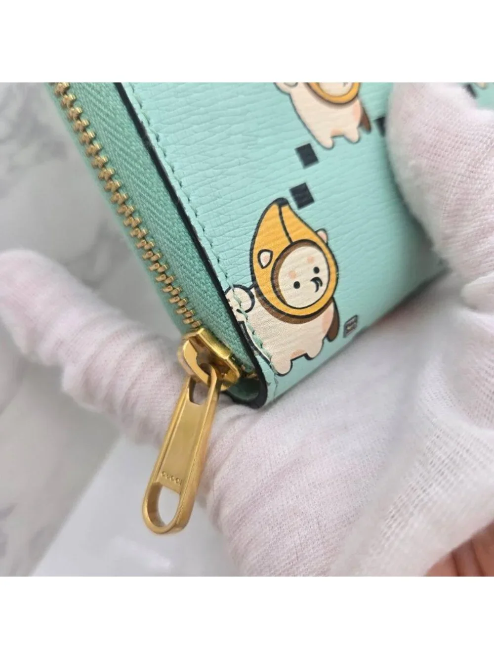 Gucci Wallet Animal Print Angela
